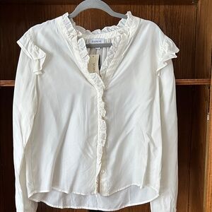 Evereve Ivory Thea Ruffle Buttom Down Blouse NWT Medium